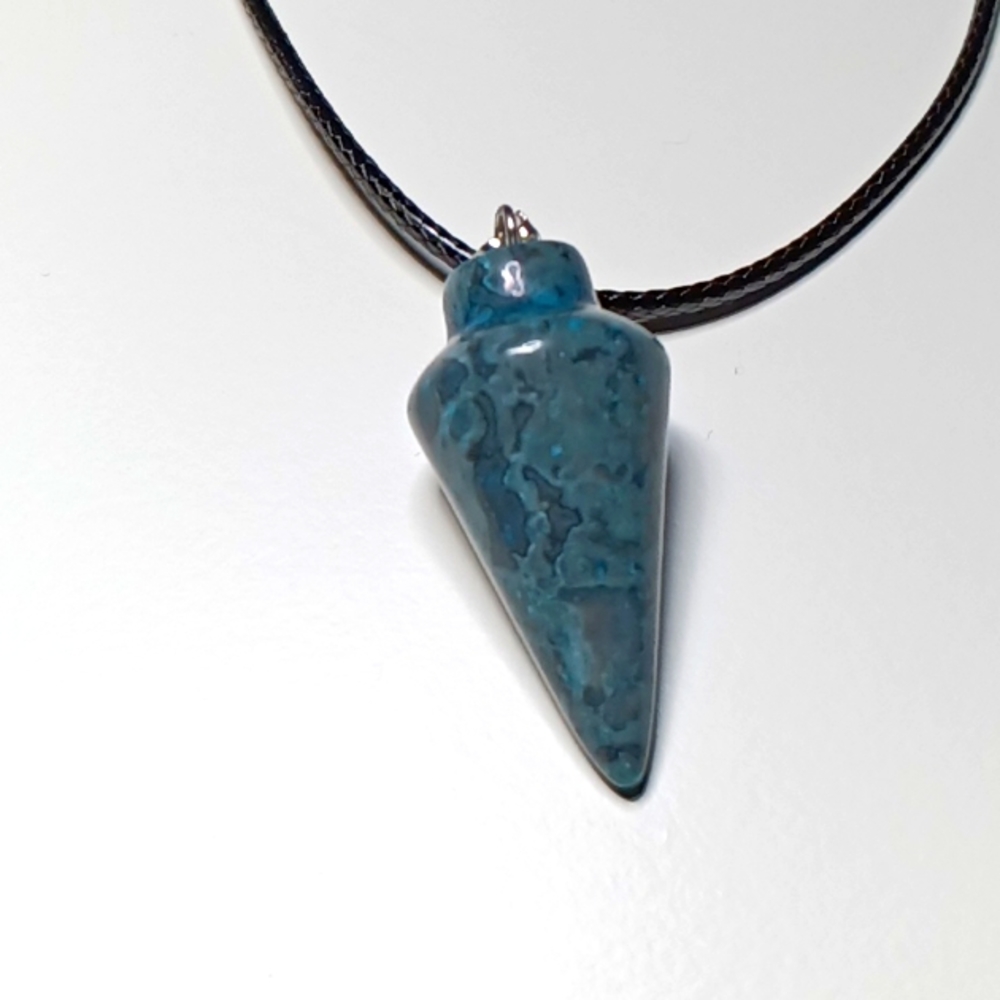 Pendants blue Apatite Crystal Pendulum